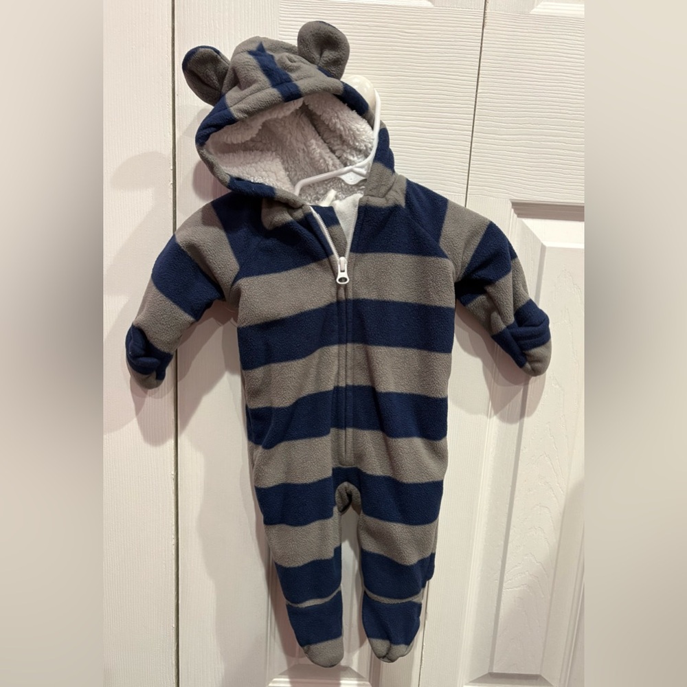 Old Navy Gray & Navy Striped Kids Winter Suit